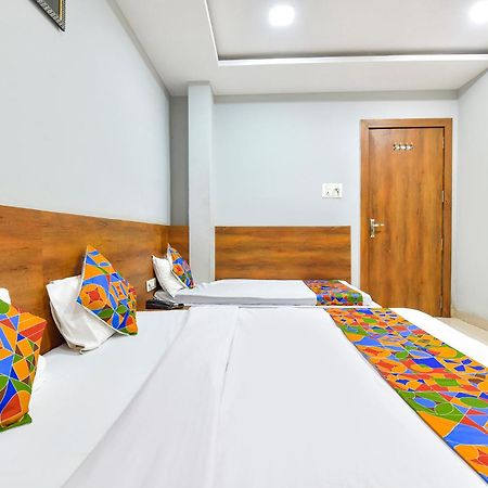 Fabhotel Raghumani Palace ウッジャイン エクステリア 写真
