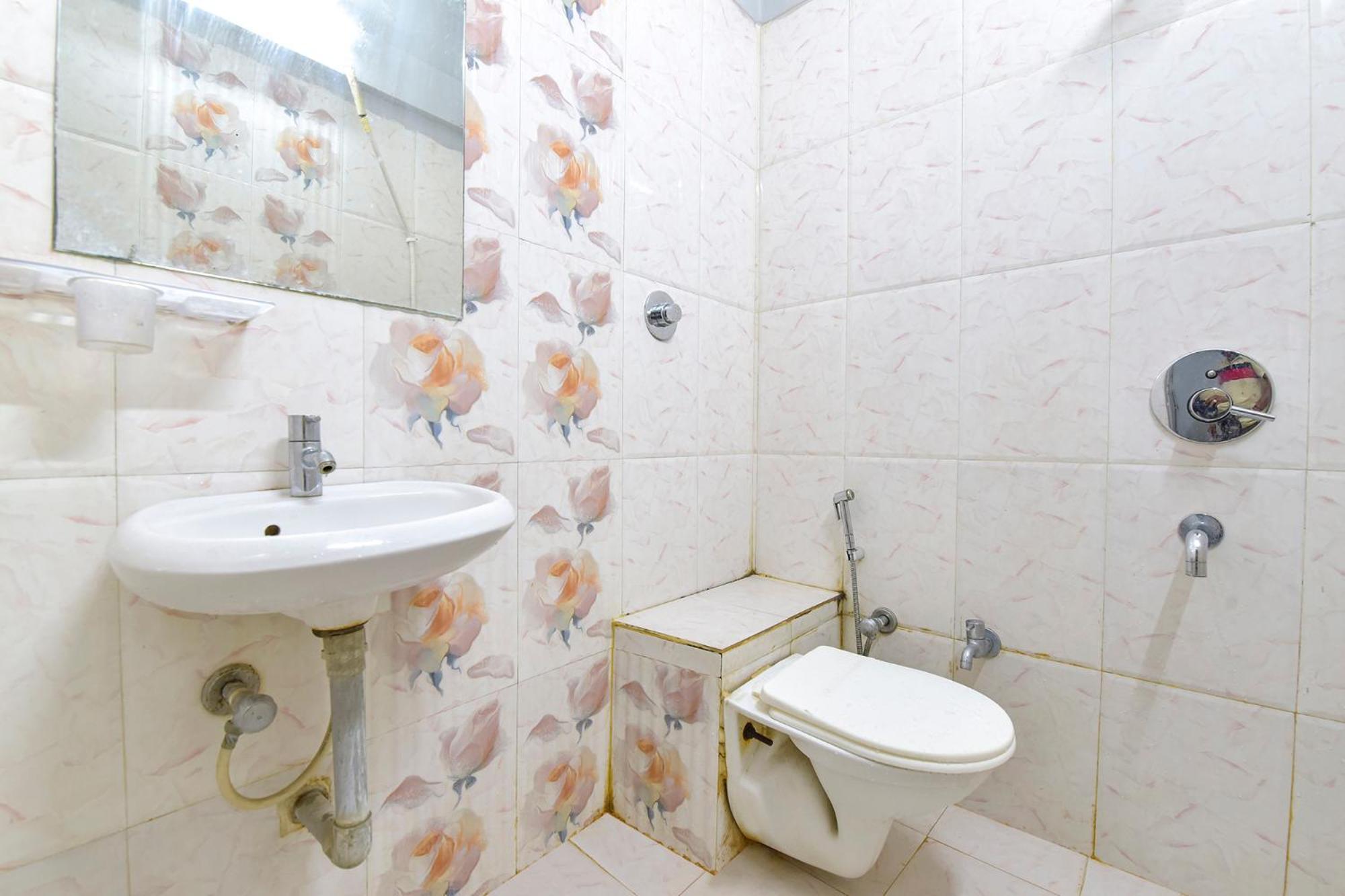 Fabhotel Raghumani Palace ウッジャイン エクステリア 写真
