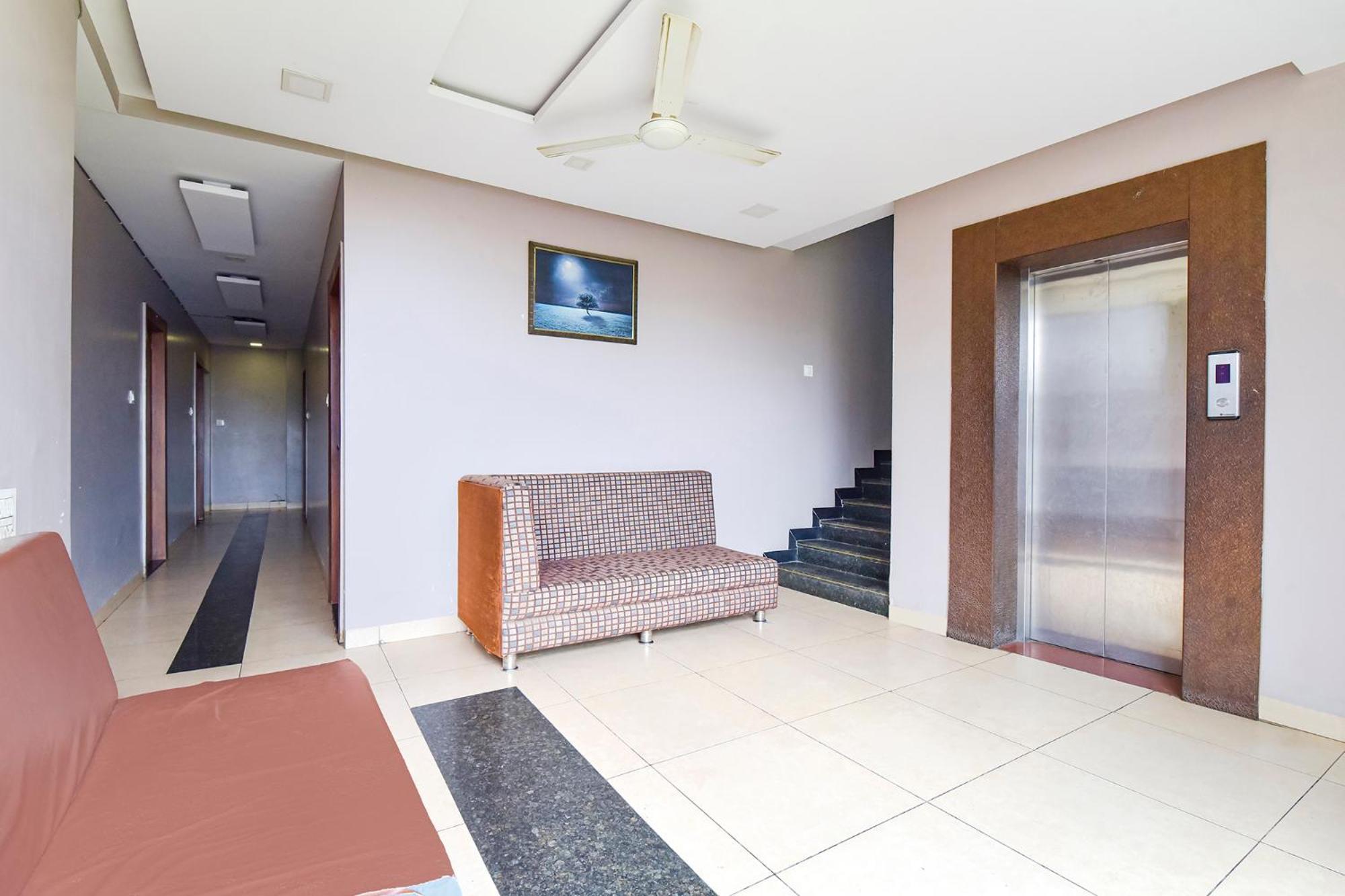 Fabhotel Raghumani Palace ウッジャイン エクステリア 写真