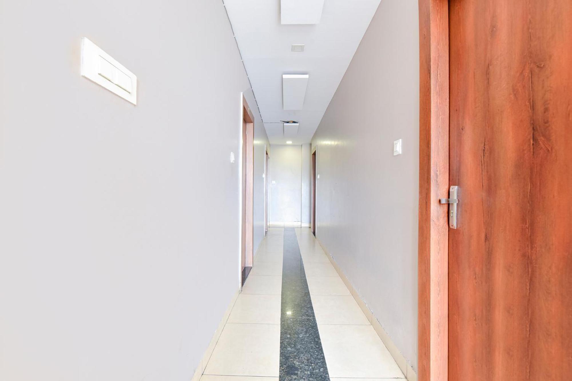 Fabhotel Raghumani Palace ウッジャイン エクステリア 写真